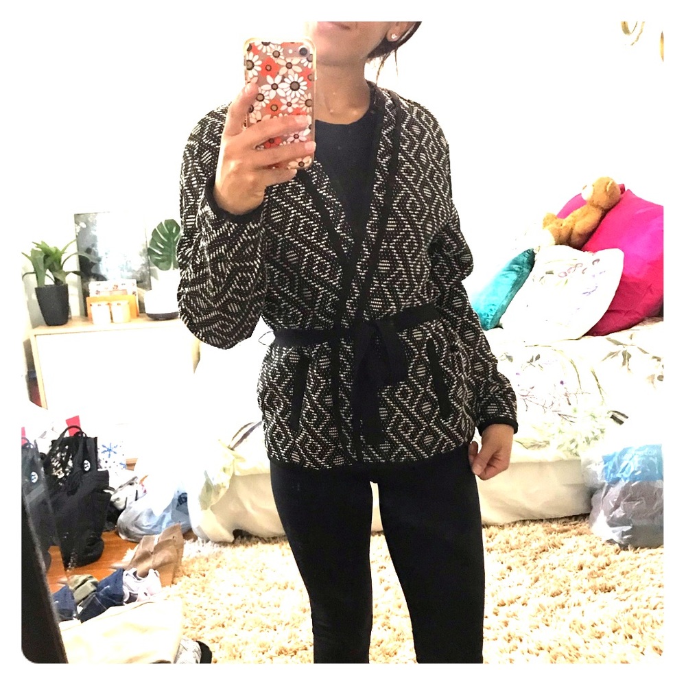H&M pattern fashion jacket!